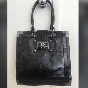 Tory Burch Patent Leather Handbag 👜